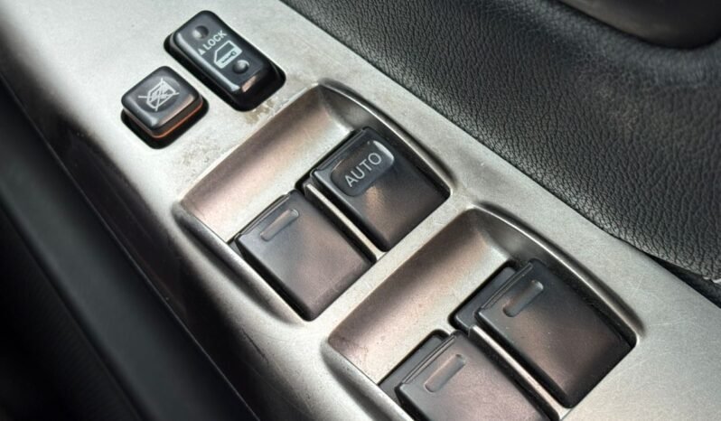 
								TOYOTA HILUX DOUBLE CAB 2.5 AT full									