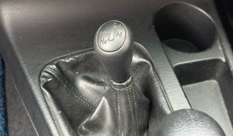 
								TOYOTA HILUX DOUBLE CAB 2.5 AT full									