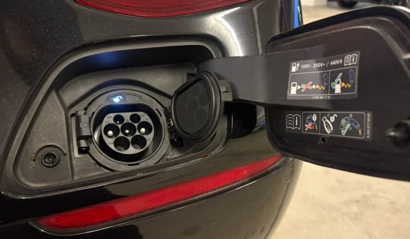 
								MERCEDES BENZ / E 350 E full									