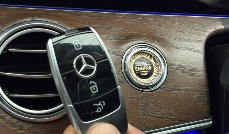 
								MERCEDES BENZ / E 350 E full									