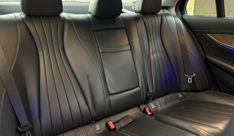 
								MERCEDES BENZ / E 350 E full									