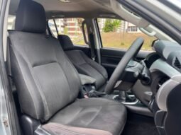 
										TOYOTA HILUX DOUBLE CAB full									