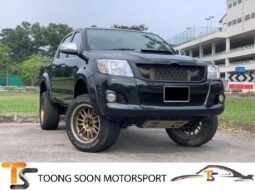 TOYOTA HILUX DOUBLE CAB 2.5 MT