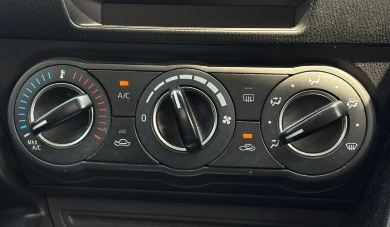 
								MAZDA3 2. 0SDN  SKYACTIV (A) full									