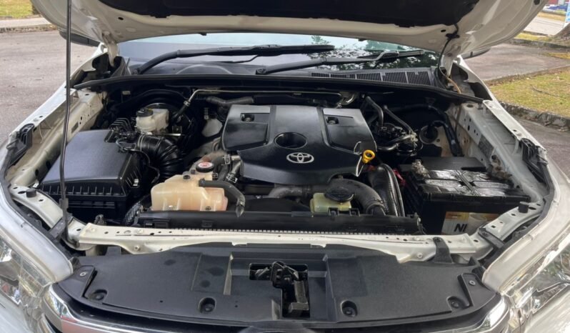 
								TOYOTA HILUX 2.8 (A) full									