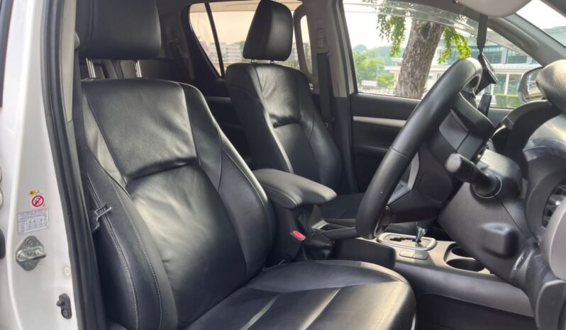 
								TOYOTA HILUX 2.8 (A) full									