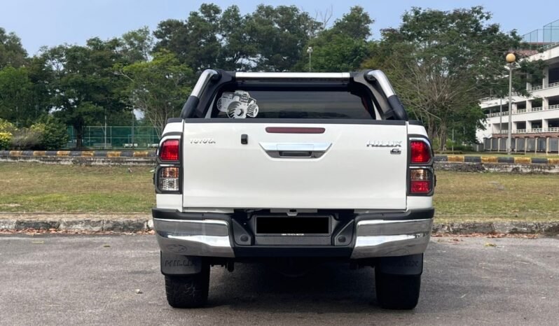 
								TOYOTA HILUX 2.8 (A) full									