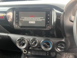 
										TOYOTA HILUX DOUBLE CAB 2.4E AT 4X4 full									