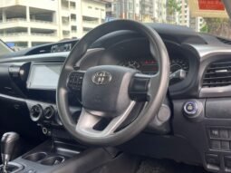 
										TOYOTA HILUX DOUBLE CAB 2.4E AT 4X4 full									