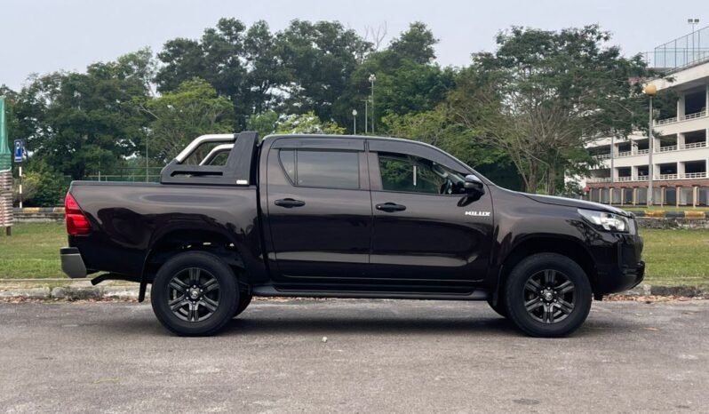 
								TOYOTA HILUX DOUBLE CAB 2.4E AT 4X4 full									