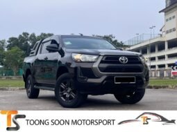 TOYOTA HILUX DOUBLE CAB 2.4E AT 4X4