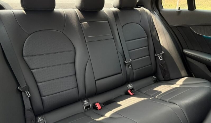 
								MERCEDES BENZ C180 1.6 G AMG (A) full									