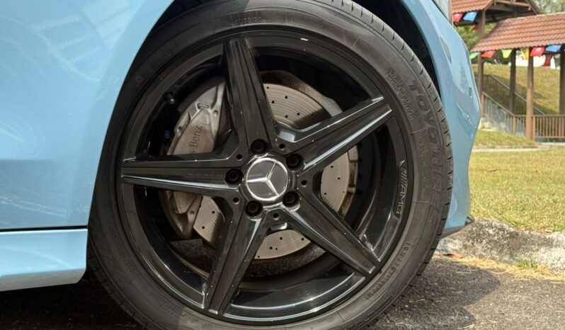 
								MERCEDES BENZ C180 1.6 G AMG (A) full									