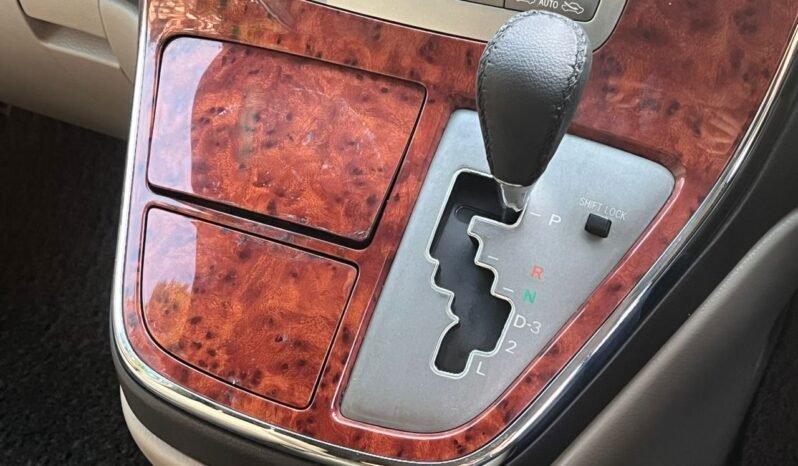 
								TOYOTA ALPHARD full									