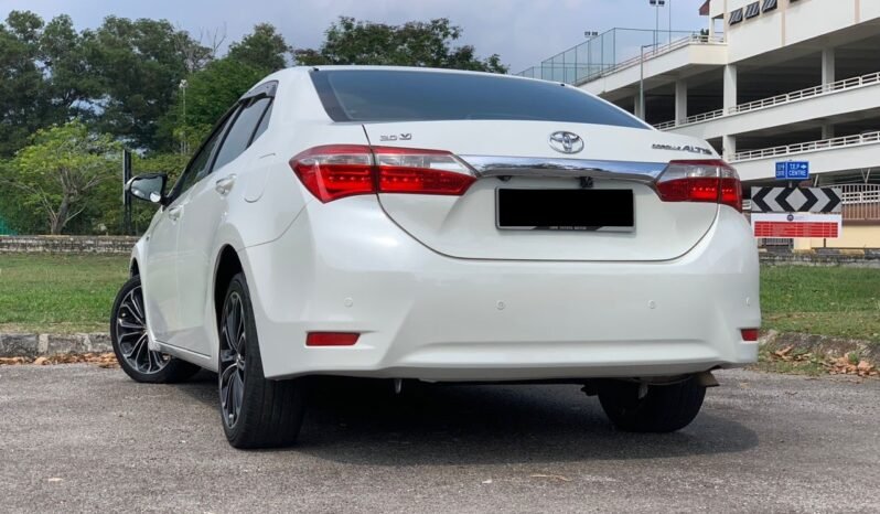 
								TOYOTA COROLLA ALTIS 2.0V (A) full									