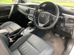 
										TOYOTA COROLLA ALTIS 2.0V (A) full									