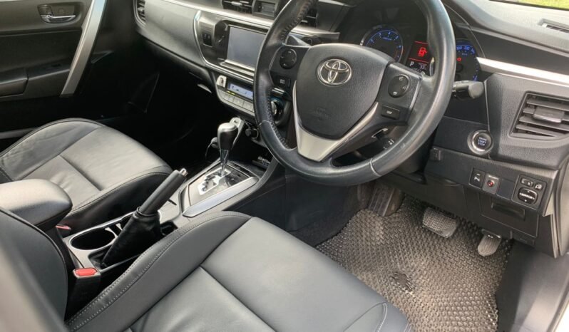 
								TOYOTA COROLLA ALTIS 2.0V (A) full									