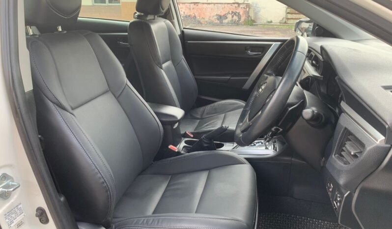 
								TOYOTA COROLLA ALTIS 2.0V (A) full									