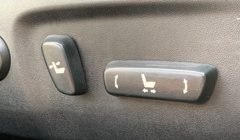 
								TOYOTA COROLLA ALTIS 2.0V (A) full									