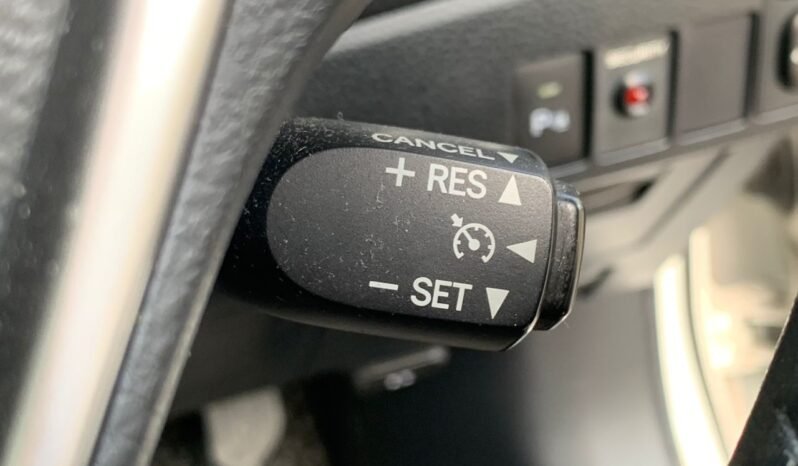 
								TOYOTA COROLLA ALTIS 2.0V (A) full									