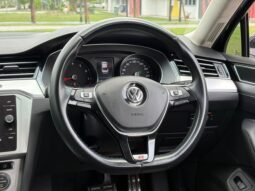 
										VOLKSWAGEN PASSAT 280 TSI COMFORTLINE 1.8 AT full									