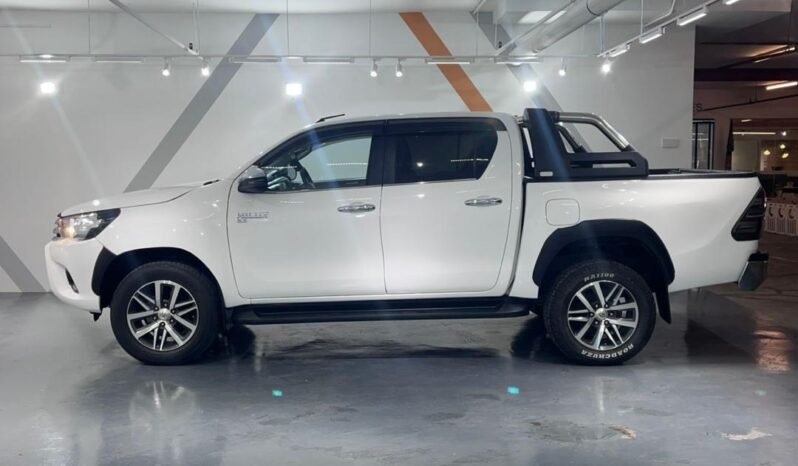 
								TOYOTA HILUX 2.8 (A) full									