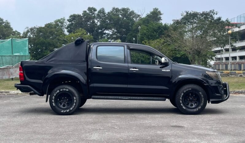 
								TOYOTA HILUX DOUBLE CAB 2.5 (A) full									