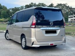 
										Nissan SERENA 2.0 PREMIUM (A) full									