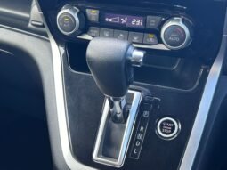 
										Nissan SERENA 2.0 PREMIUM (A) full									