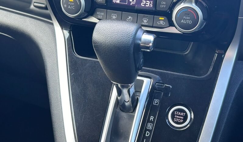 
								Nissan SERENA 2.0 PREMIUM (A) full									