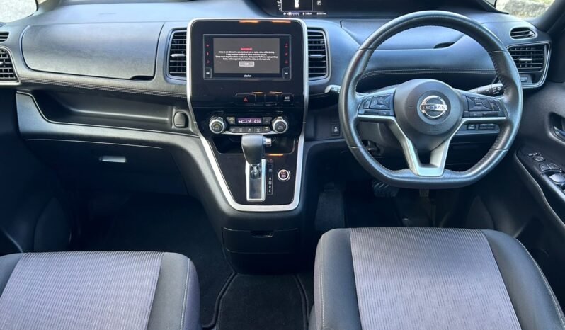 
								Nissan SERENA 2.0 PREMIUM (A) full									