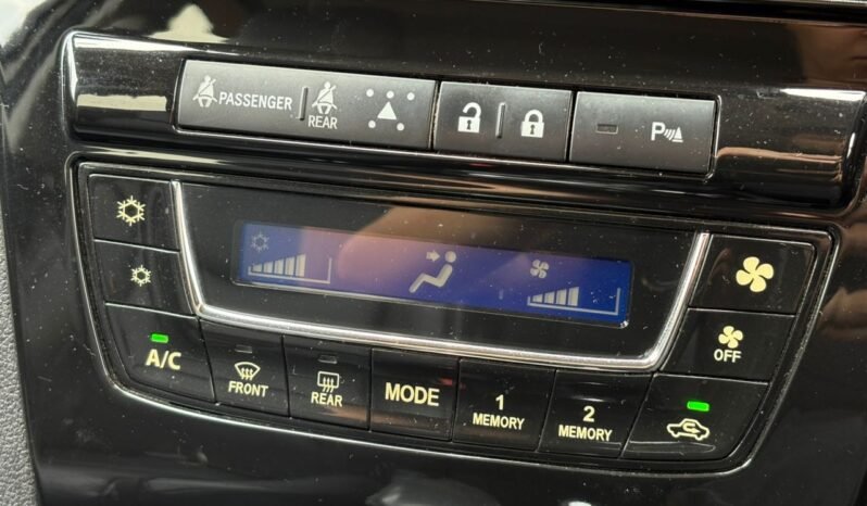 
								PERODUA ARUZ 1.5 AV (A) full									