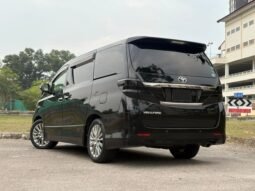 
										TOYOTA VELLFIRE 2.4 (A) full									