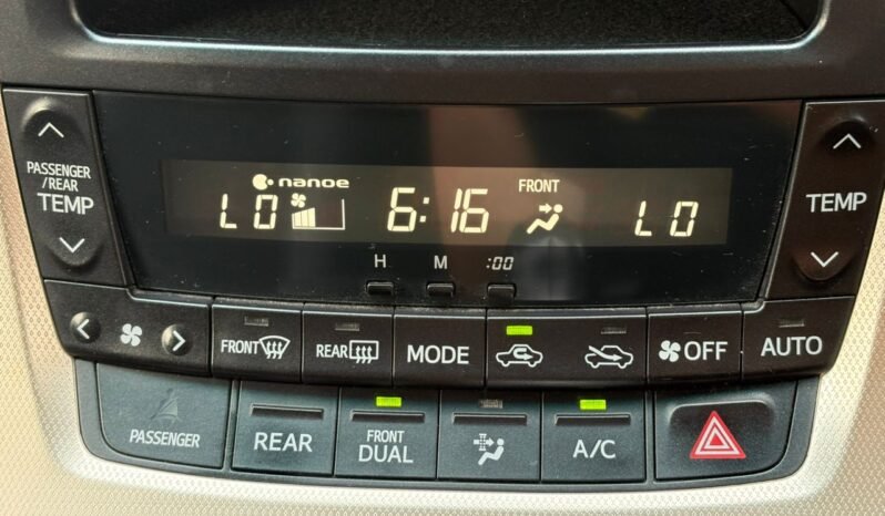 
								TOYOTA VELLFIRE 2.4 (A) full									