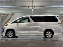 
										TOYOTA VELLFIRE 2.4 (A) full									