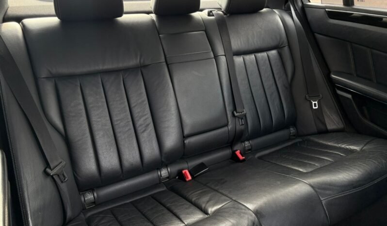 
								MERCEDES BENZ E250 2.0 (A) full									