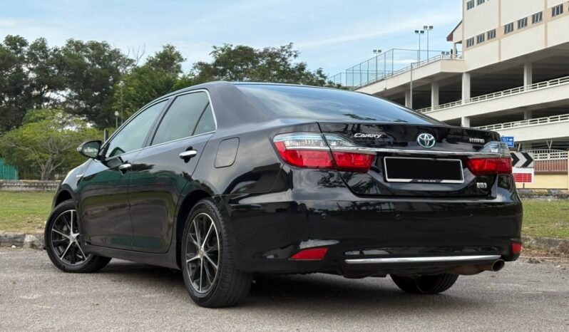 
								TOYOTA CAMRY HYBRID 2.5 (A) full									