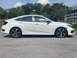 
										HONDA CIVIC 1.5 TC full									
