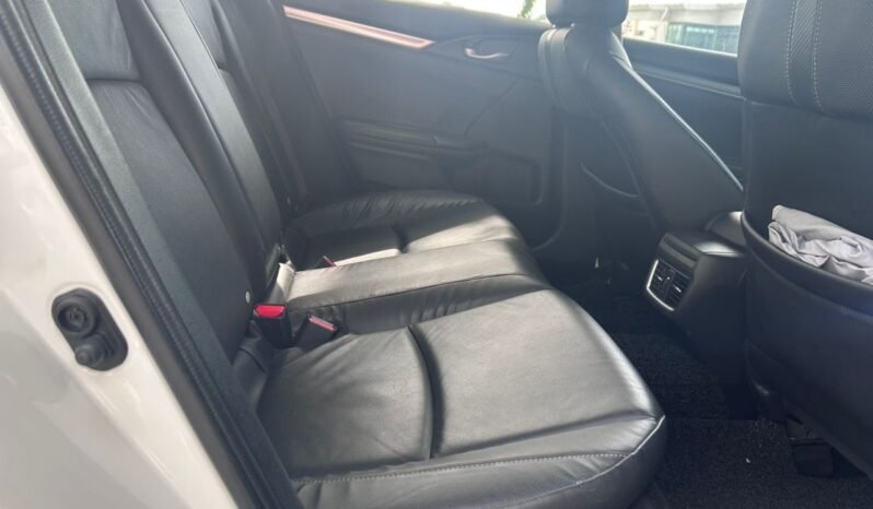 
								HONDA CIVIC 1.5 TC full									