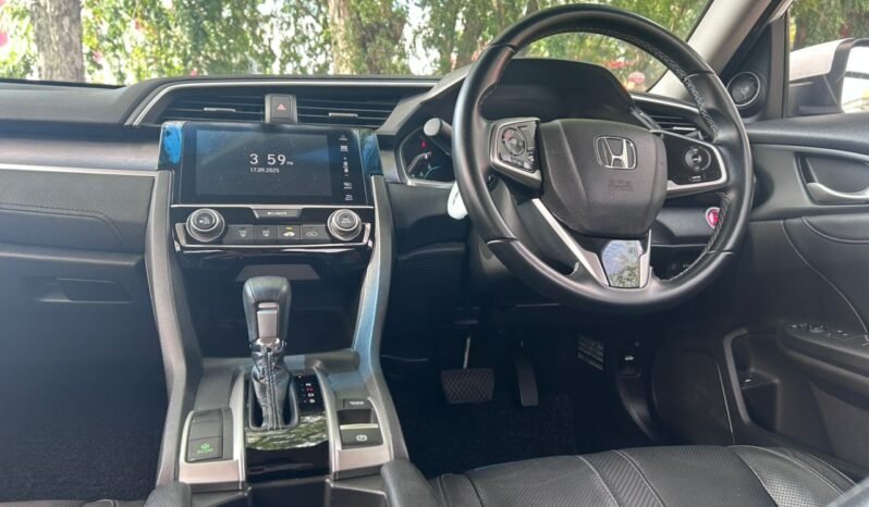 
								HONDA CIVIC 1.5 TC full									