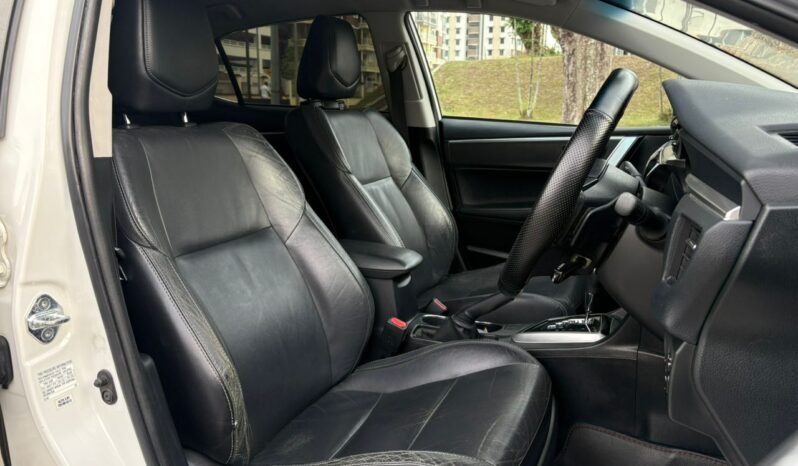 
								TOYOTA ALTIS 2.0 (A) full									
