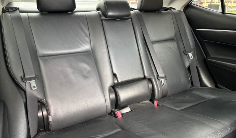 
								TOYOTA ALTIS 2.0 (A) full									