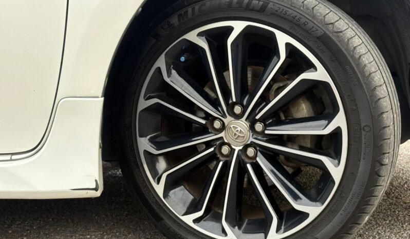 
								TOYOTA ALTIS 2.0 (A) full									