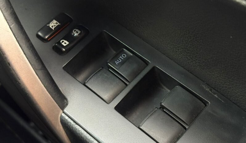 
								TOYOTA ALTIS 2.0 (A) full									