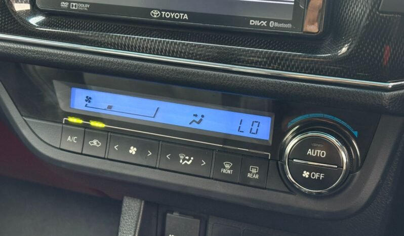 
								TOYOTA ALTIS 2.0 (A) full									