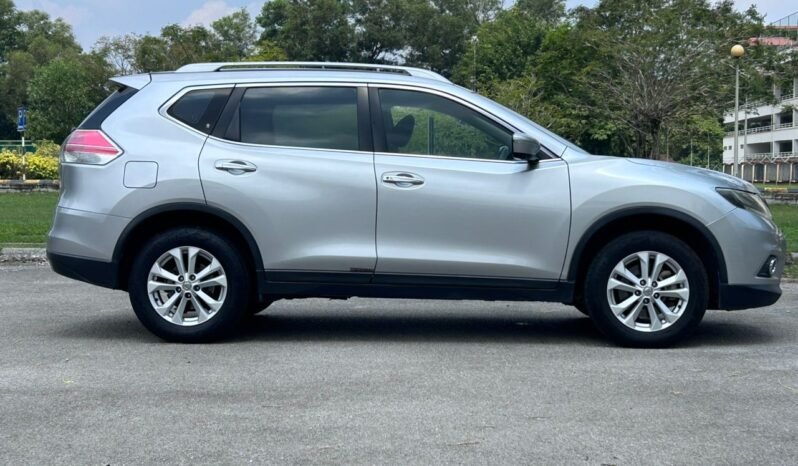 
								NISSAN X-TRAIL 2.0 CVT full									