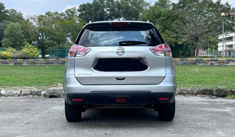
								NISSAN X-TRAIL 2.0 CVT full									