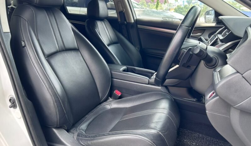 
								HONDA CIVIC 1.5 TC-P full									