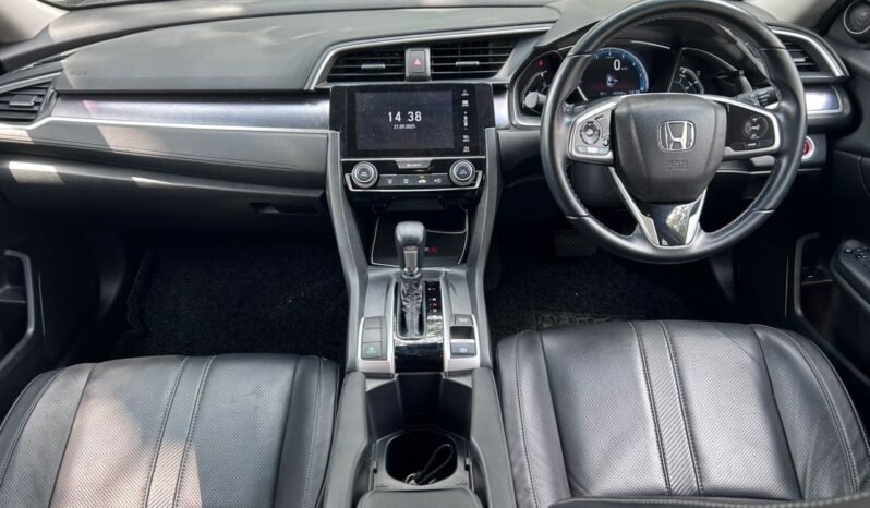 
								HONDA CIVIC 1.5 TC-P full									