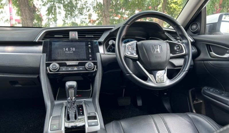 
								HONDA CIVIC 1.5 TC-P full									